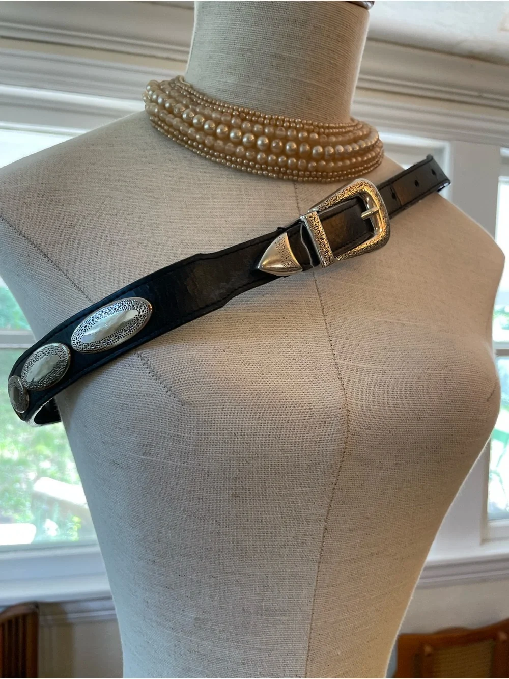 Captiva black leather